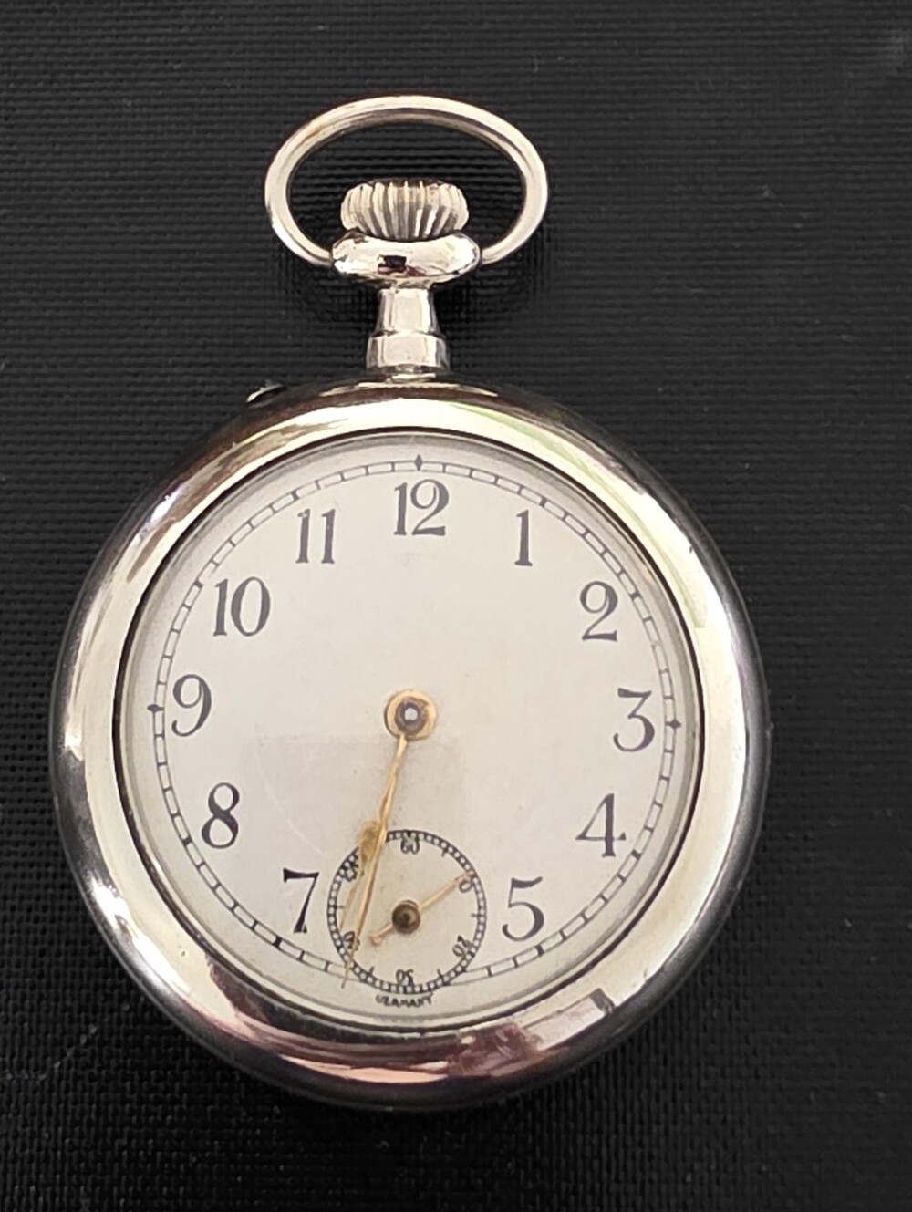 VTG Badische Uhrenfabrik A.G. Furtwangen Germany Pocket Watch For PARTS REPAIR